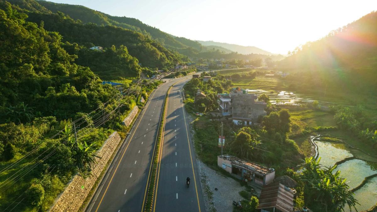 Tanahun_Prithivi-Highway_Nepal-Photo-Library_NPL7-ink-1752894718.jpeg