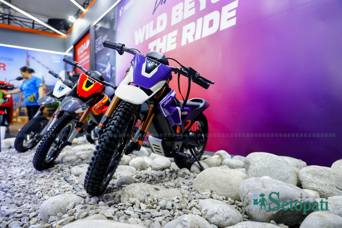 Two-Wheelers-and-Helmets_NPL-(20)-1787674369.jpg