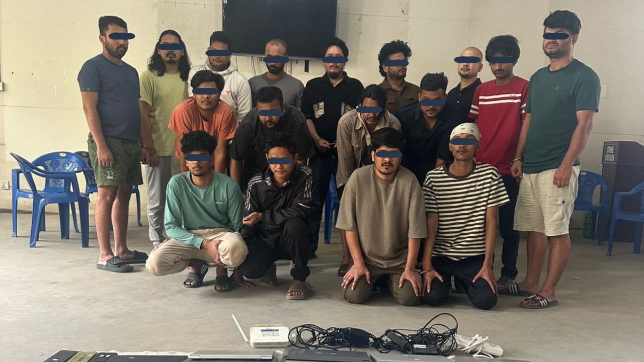 अनलाइन बेटिङमा संलग्न आरोपमा ललितपुरबाट १७ जना पक्राउ