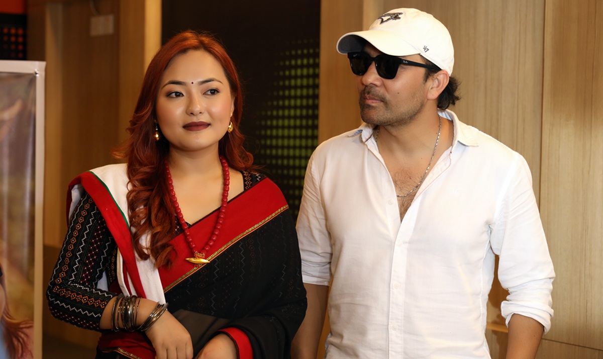 यश कुमारले ल्याए 'हल्का हल्का' (भिडिओ)