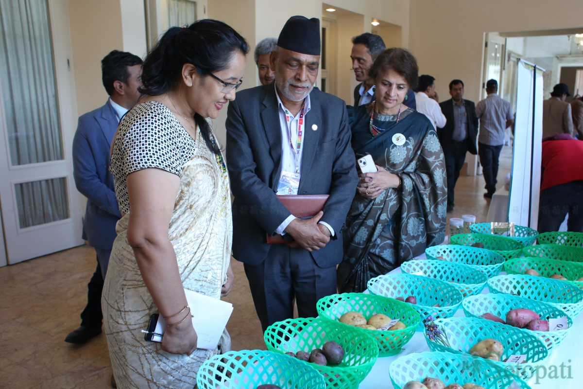 aalu-sammelan-(10)-1748590463.jpg