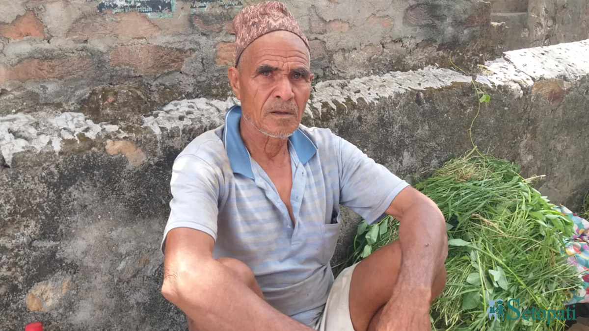'आफैले बनाएको घर छाडेर हिँड्नु परेपछि झल्याँस्स भएको छु'