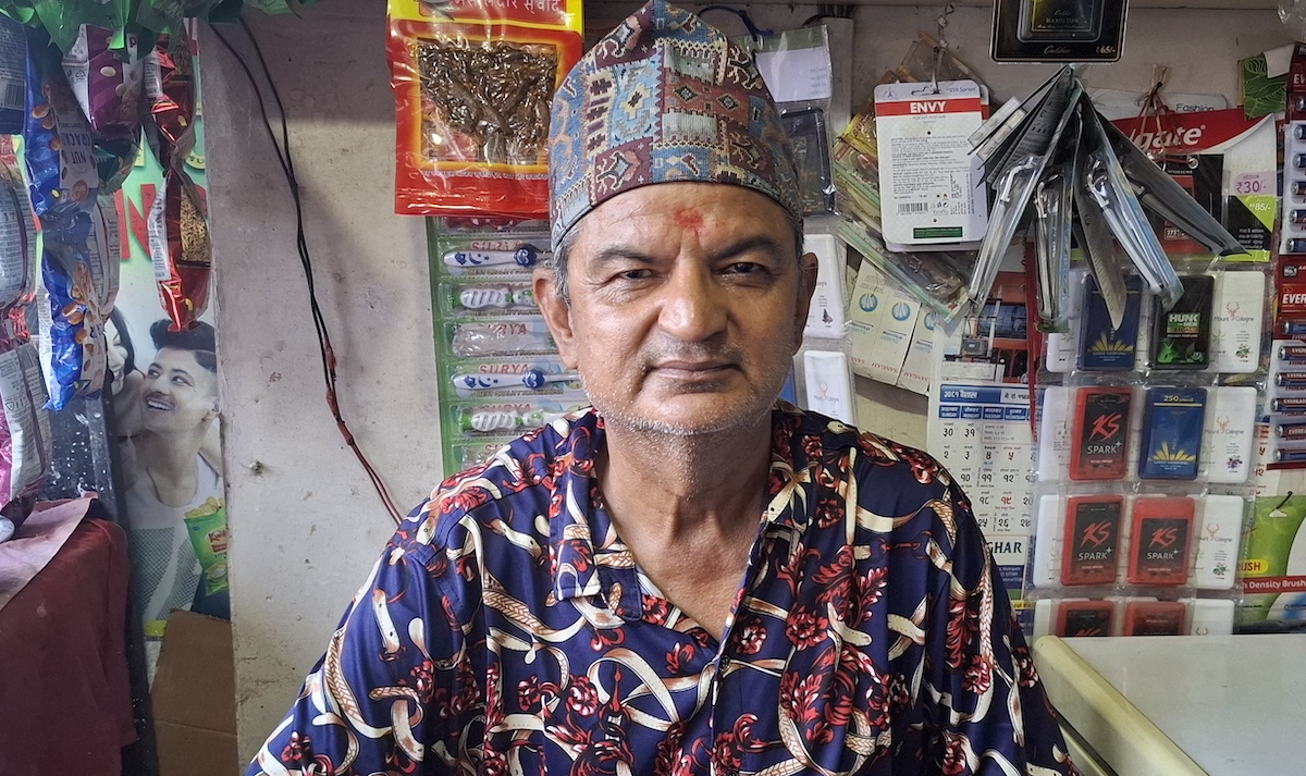 'बुढाबुढीले चिया बेचेर छोरीलाई एमबिबिएस पढायौं'