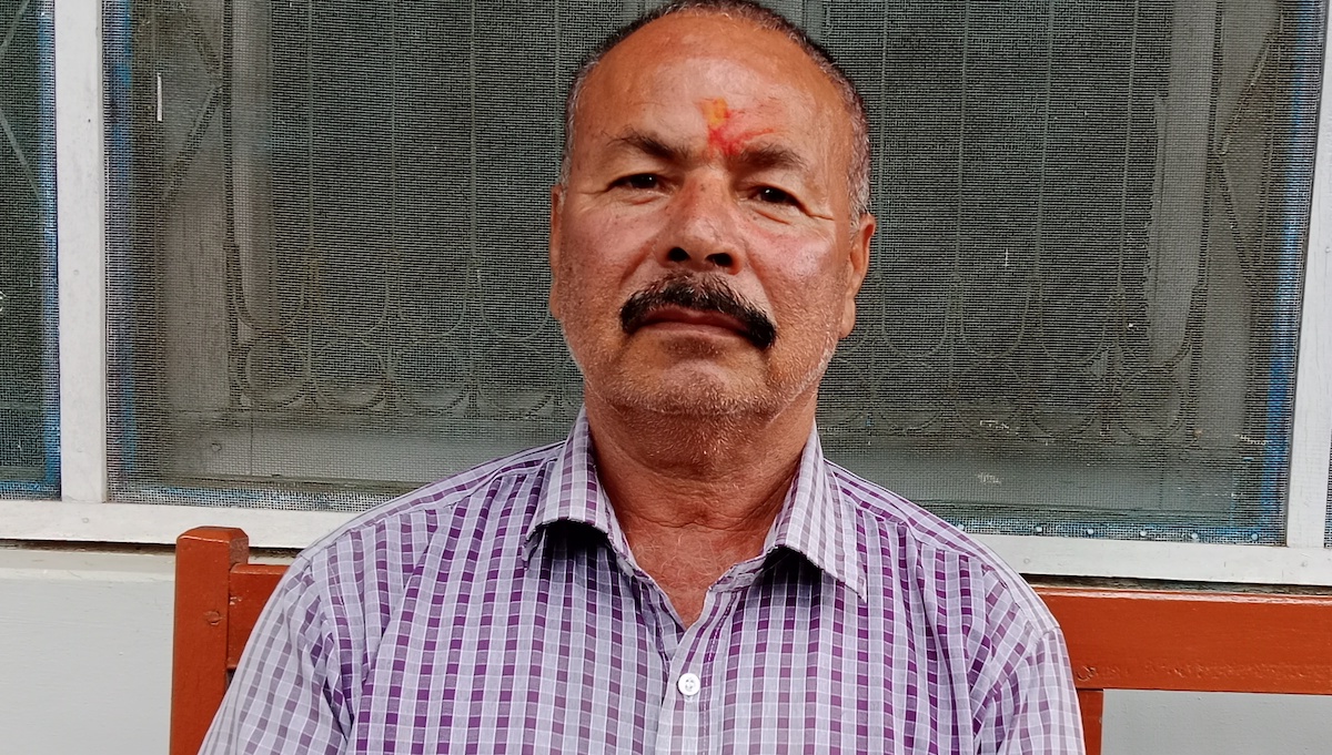 'नेताहरू त रिमिक्स गीत जस्ता छन्'