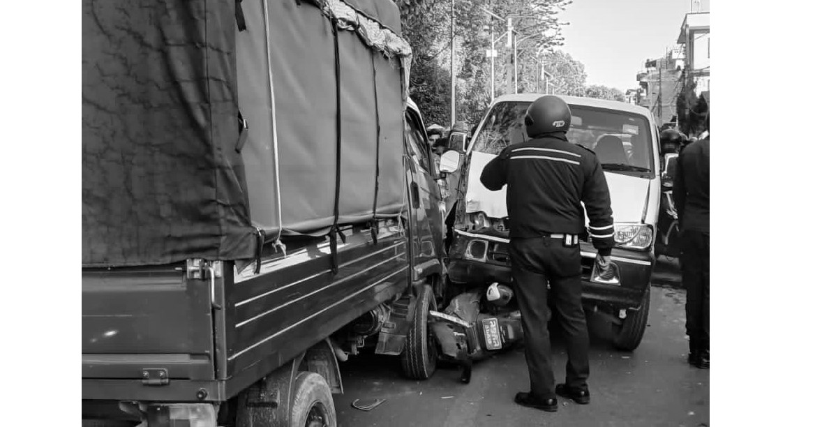 युएन पार्कमा पाँच वटा सवारी साधन ठोक्किए, स्कुटर चालकको मृत्यु