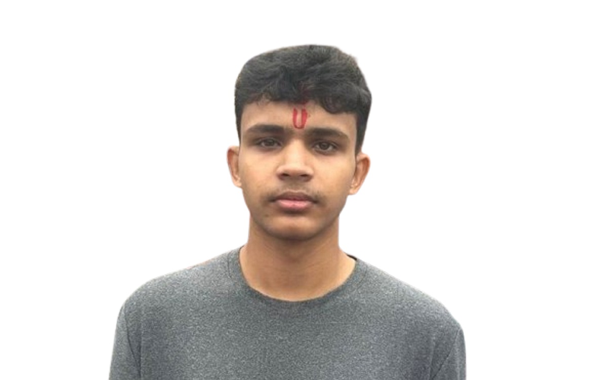 सक्षम अधिकारी।