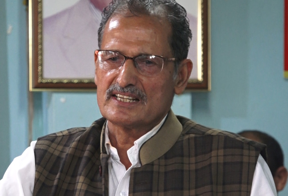 कांग्रेस प्रजातान्त्रिक सामन्तहरूको पार्टी, एमालेको कामले कार्यकर्ताले शिर निहुँराएः अग्नि सापकोटा