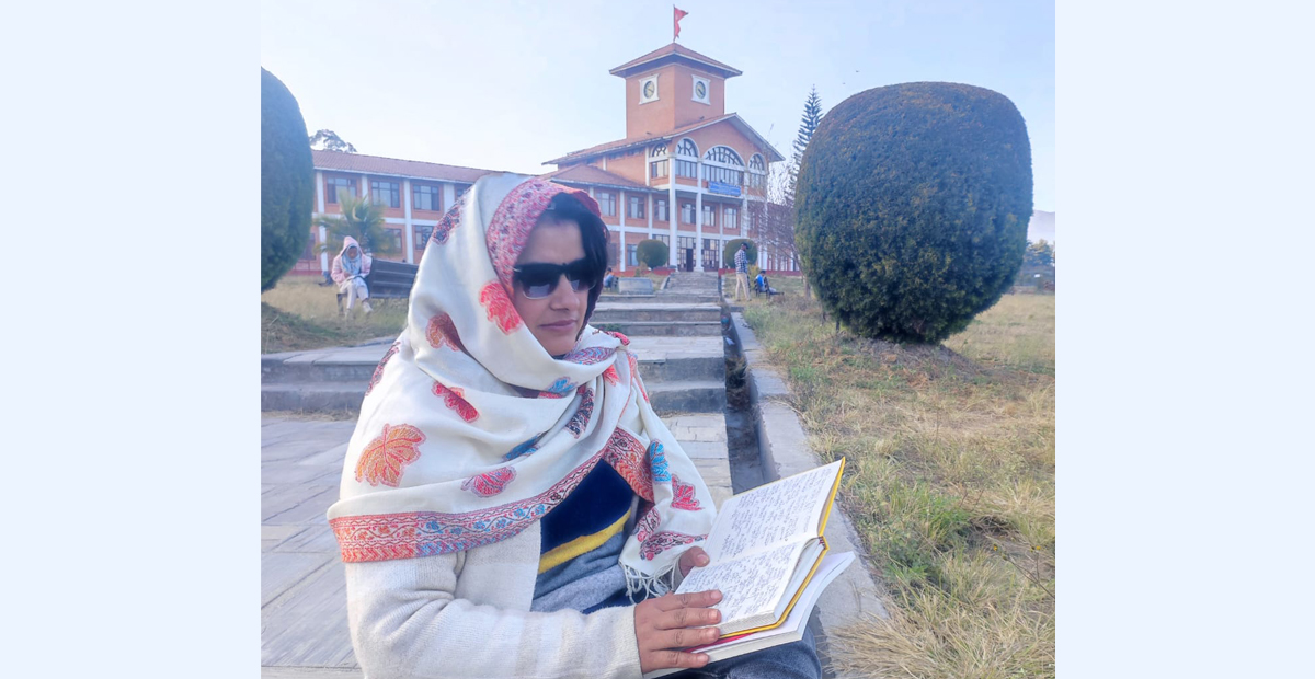 उमेरले छेक्दैन बाबै, पढ्न नै रहर भए!