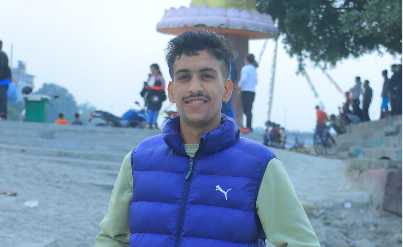 बालकृष्ण गौतम (अनुराग)