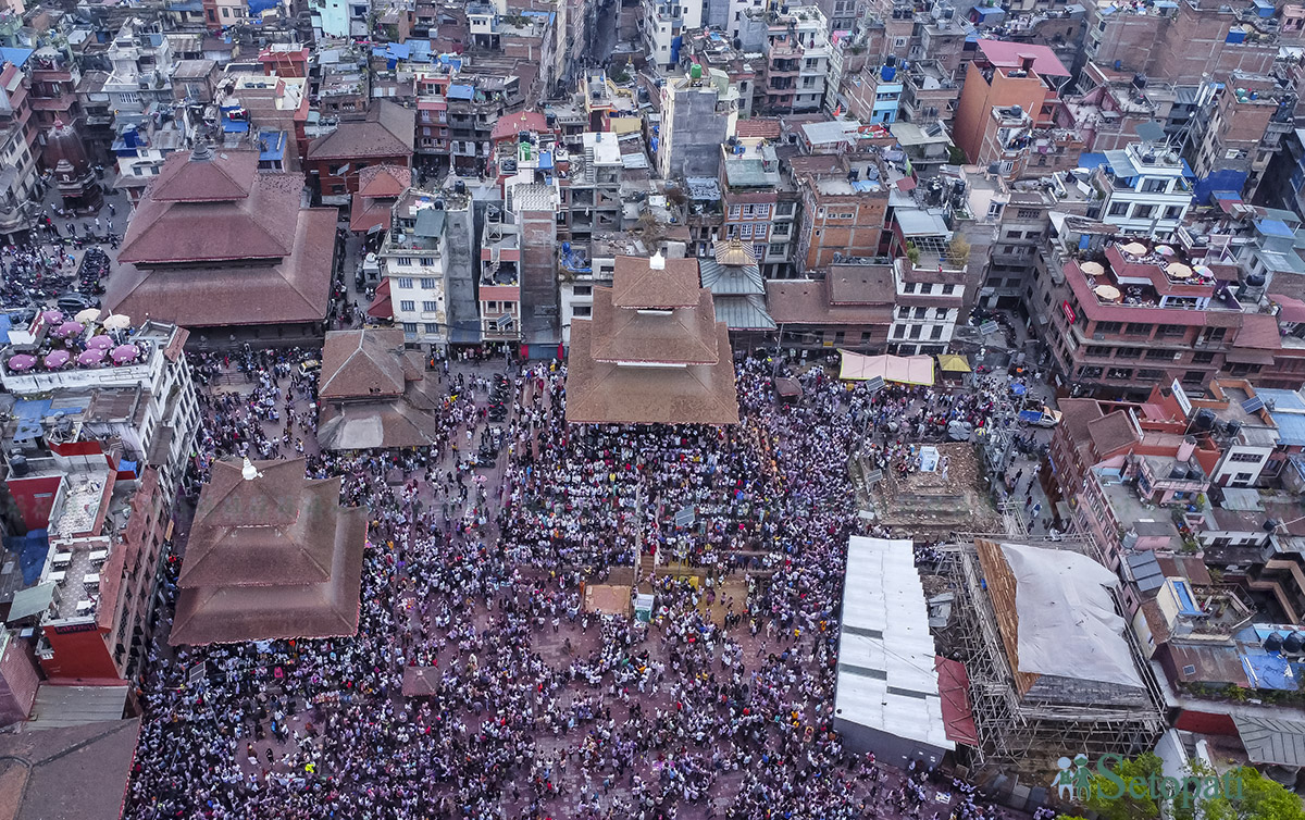 basantapur-holi-drone-shot-(7)-1711275326.jpg