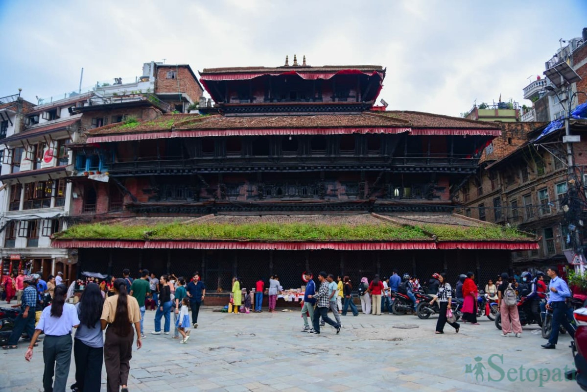 basantapur-mandir-(4)-1755501176.jpg