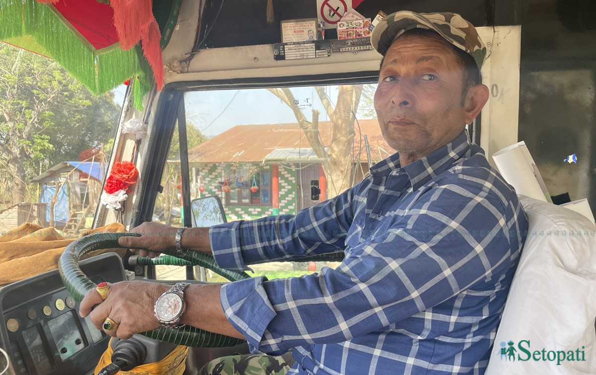 'पढ्न सकेन, भिखारी हुने भयो भन्थे, त्यही इखले घर-गाडी जोडेँ'