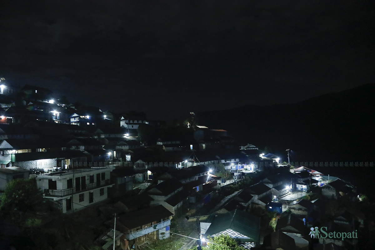 bhujung-night-shoot-(3)-1762523379.jpg