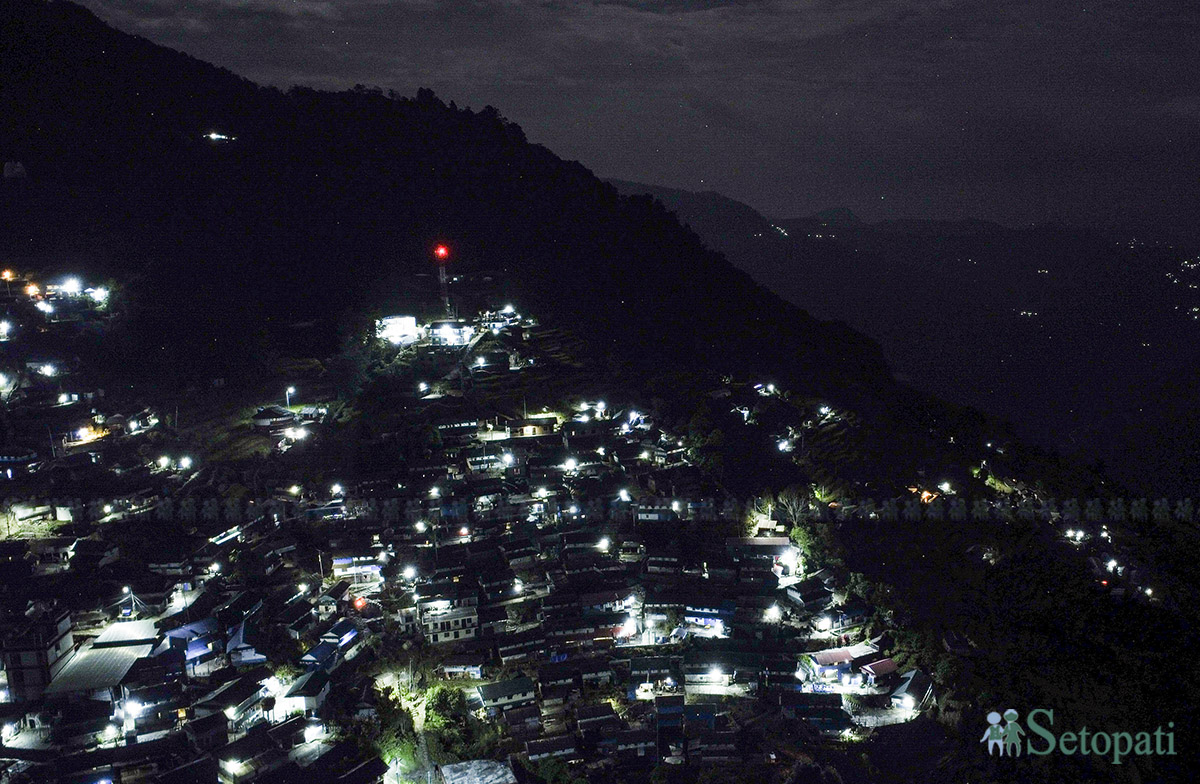 bhujung-night-shoot-(8)-1762523380.jpg