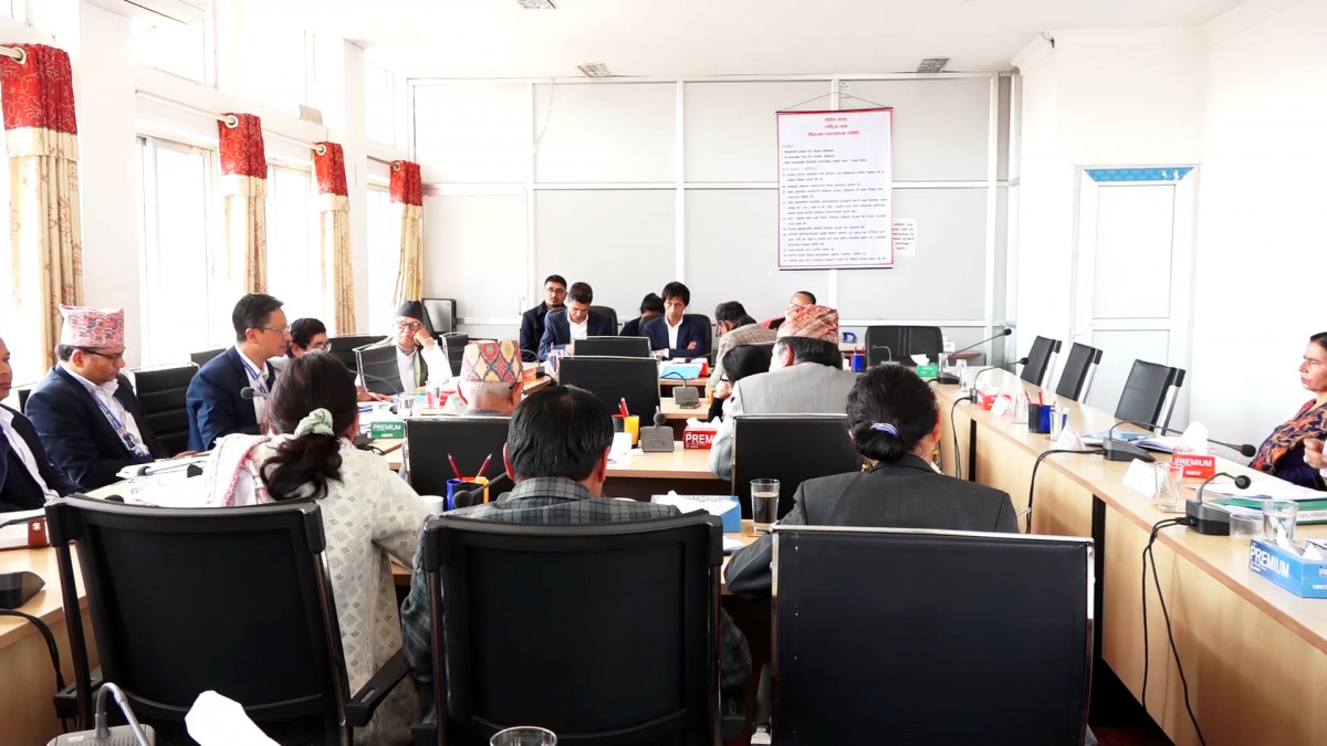 कानून अभावको कारण आन्तरिक जलमार्ग नियमन गर्न सकिएनः नेपाल पानीजहाज कार्यालय