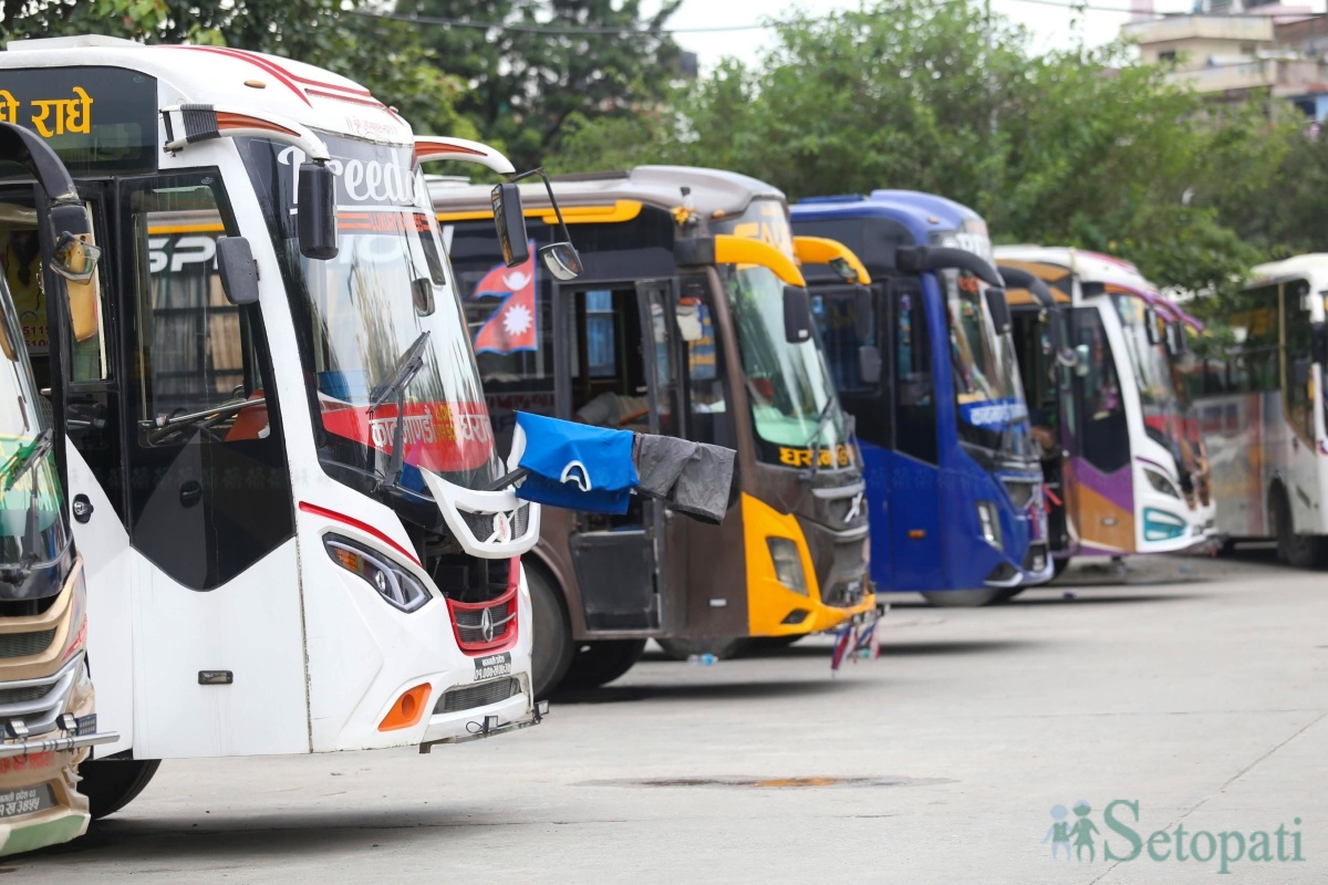 bus-(10)-1790419742.jpg