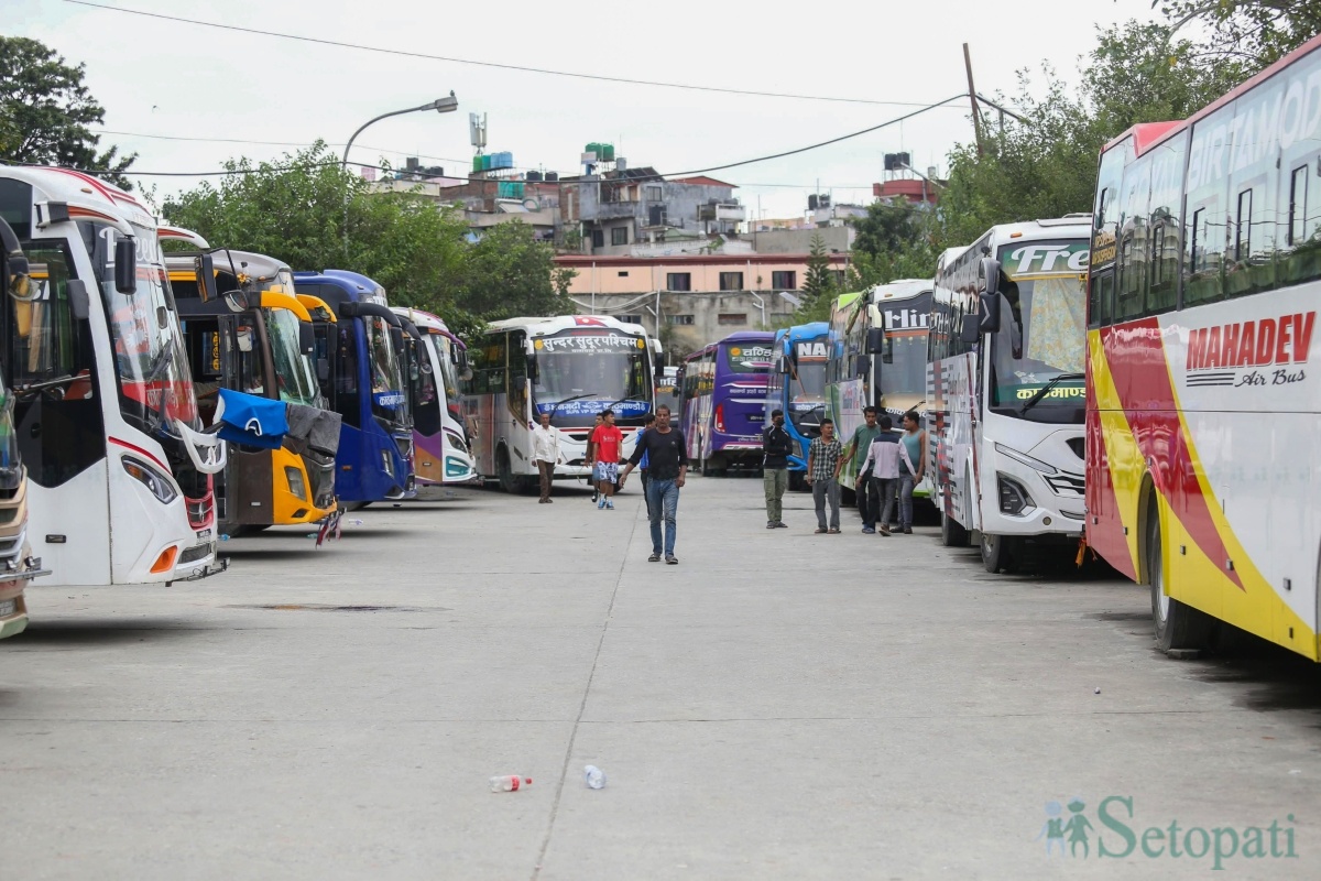 bus-(21)-1790419744.jpg