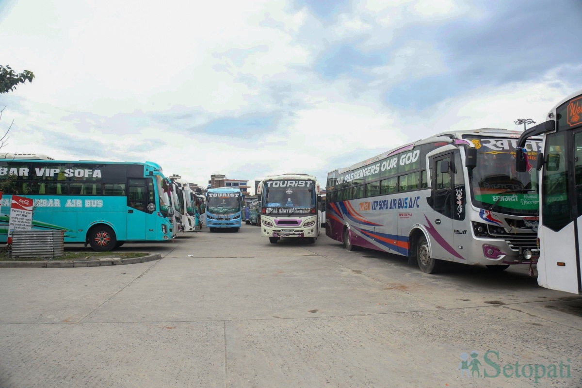 bus-(4)-1790419741.jpg