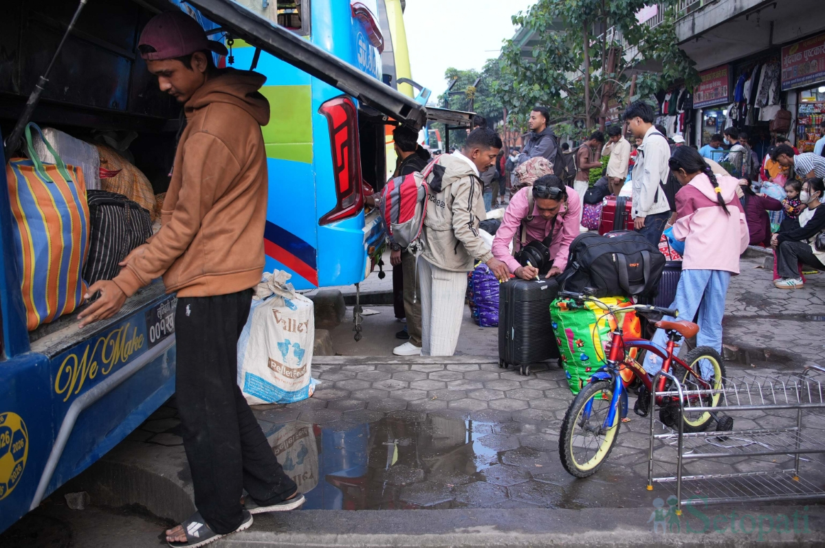bus-park-(9)-1791468394.jpg