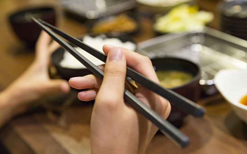 chopstick-1787649134.jpg