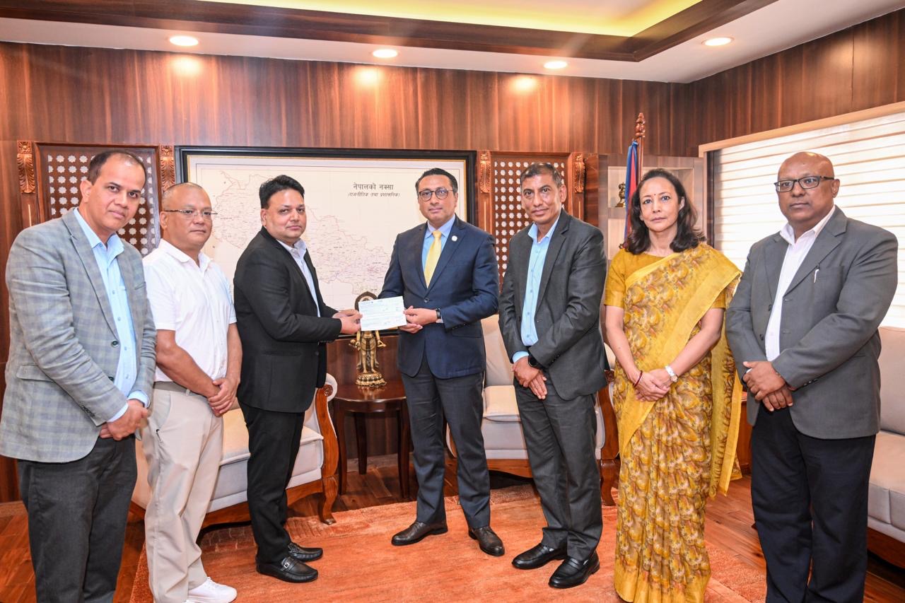 सिप्रभ्य समूहअन्तर्गतका सिप्रदी तथा भोटेकोशी पावर कम्पनीद्वारा प्रधानमन्त्री दैवी प्रकोप उद्धार कोषमा सहयोग