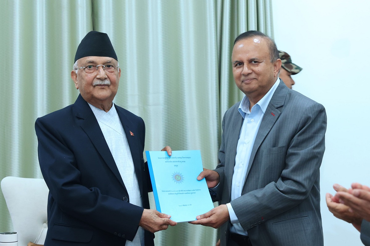 नीति तथा कार्यक्रमका लागि एमालेले दियो प्रधानमन्त्रीलाई सुझाव