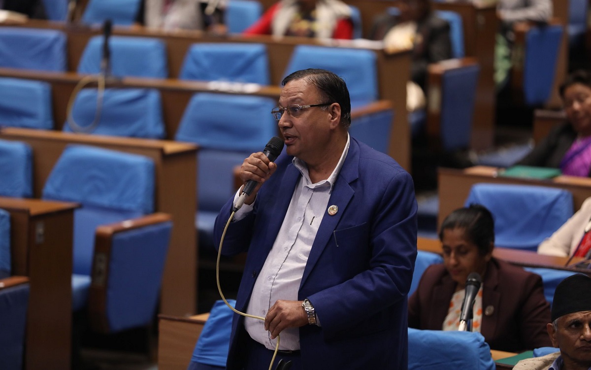 चन्द्र ढकाललाई प्रोत्साहन र केबलकार निर्माण प्रक्रियालाई सहजीकरण गरियोस्: देवेन्द्र पौडेल