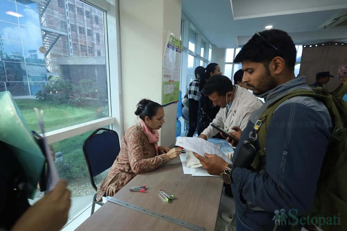 election-commission-(16)-1760080779.jpg