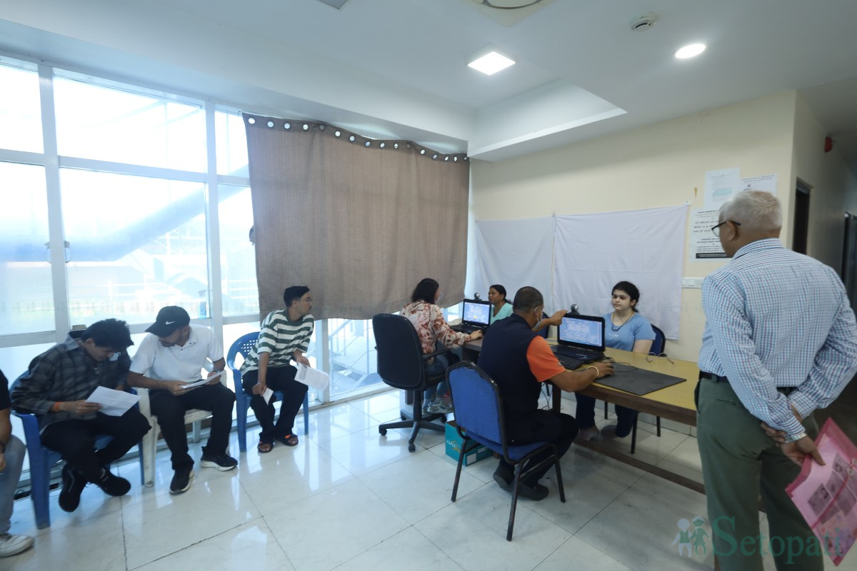 election-commission-(4)-1760080771.jpg