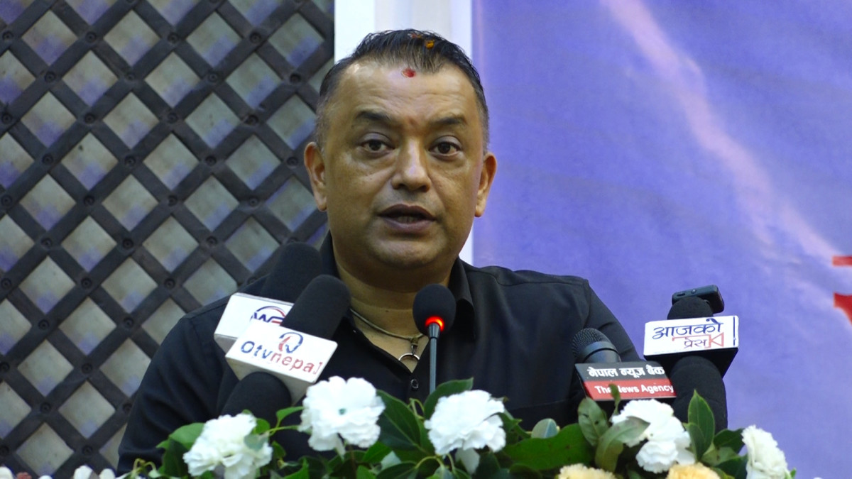 सामाजिक सञ्जाल सम्बन्धी विधेयक आपत्तिजनक छ, जस्ताको तस्तै पारित हुन दिँदैनौँः गगन थापा