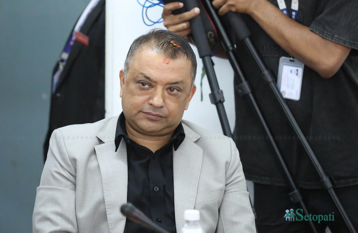 गगन थापाविरूद्ध अदालतको अवहेलना मुद्दा