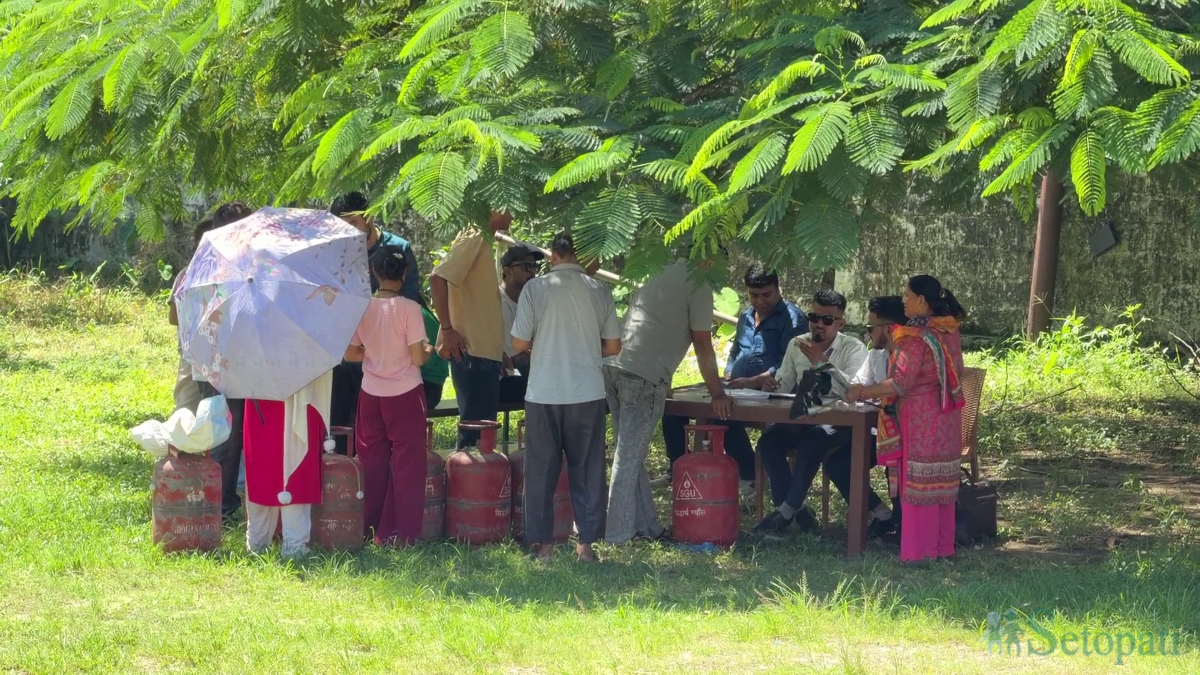 gas-cylinder-(6)-1786432346.jpg