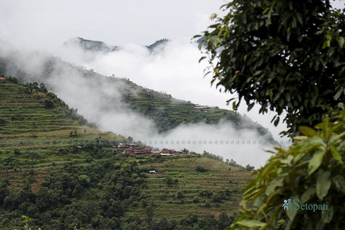 ghurkesh-(8)-1790393962.jpg