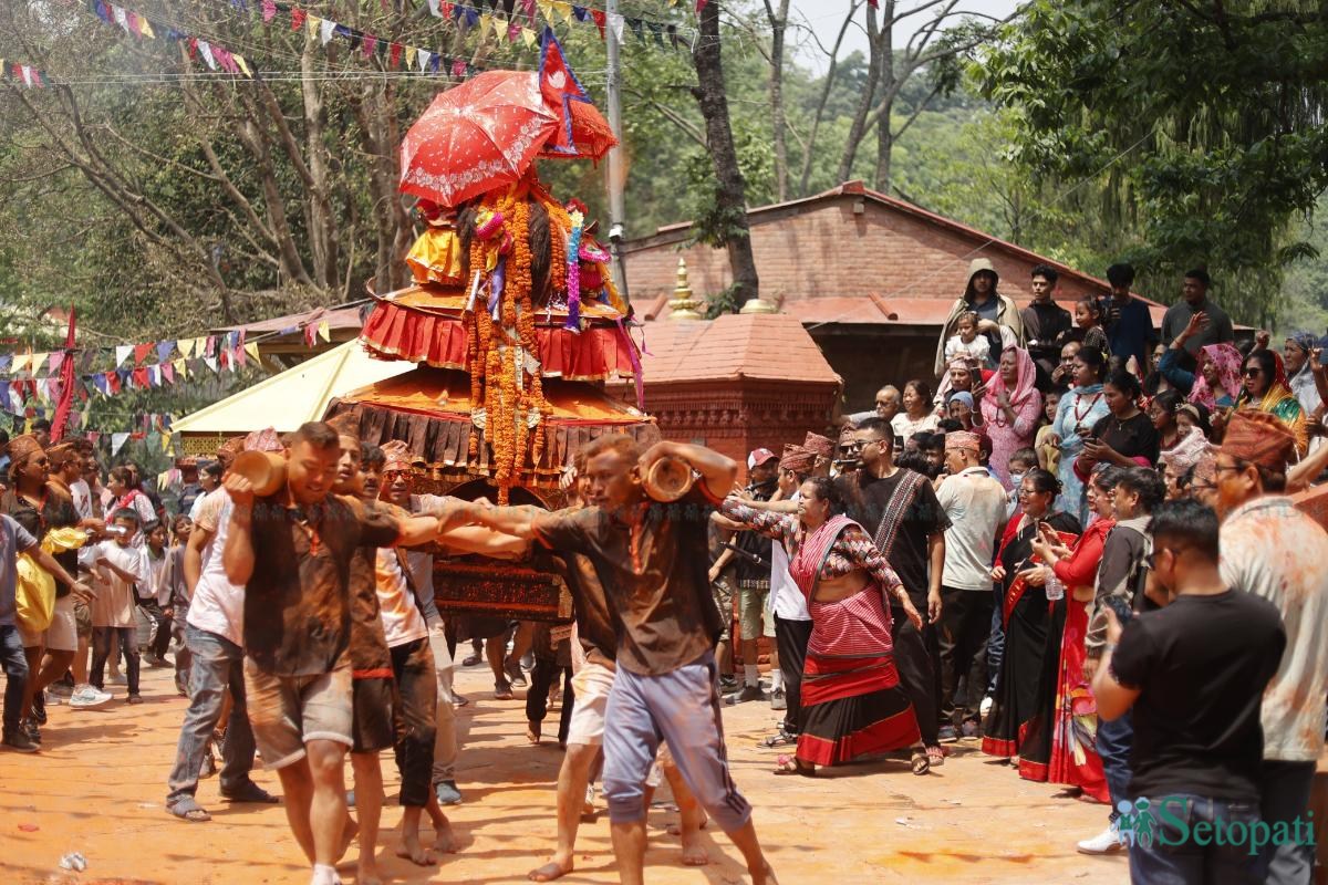 gokarna-sindoor-jatra-(16)-ink-1745746148.jpeg
