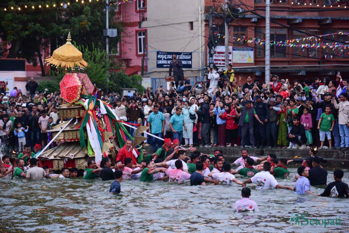 hadigaun-gahana-pokhari-jatra-(12)-1744551828.jpeg