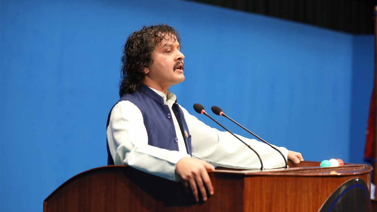 नीति तथा कार्यक्रममा रवि र रेशमलाई अवैधानिक रूपमा नियन्त्रणमा लिइन्छ भन्ने लेख्नुपर्थ्यो: हरि ढकाल