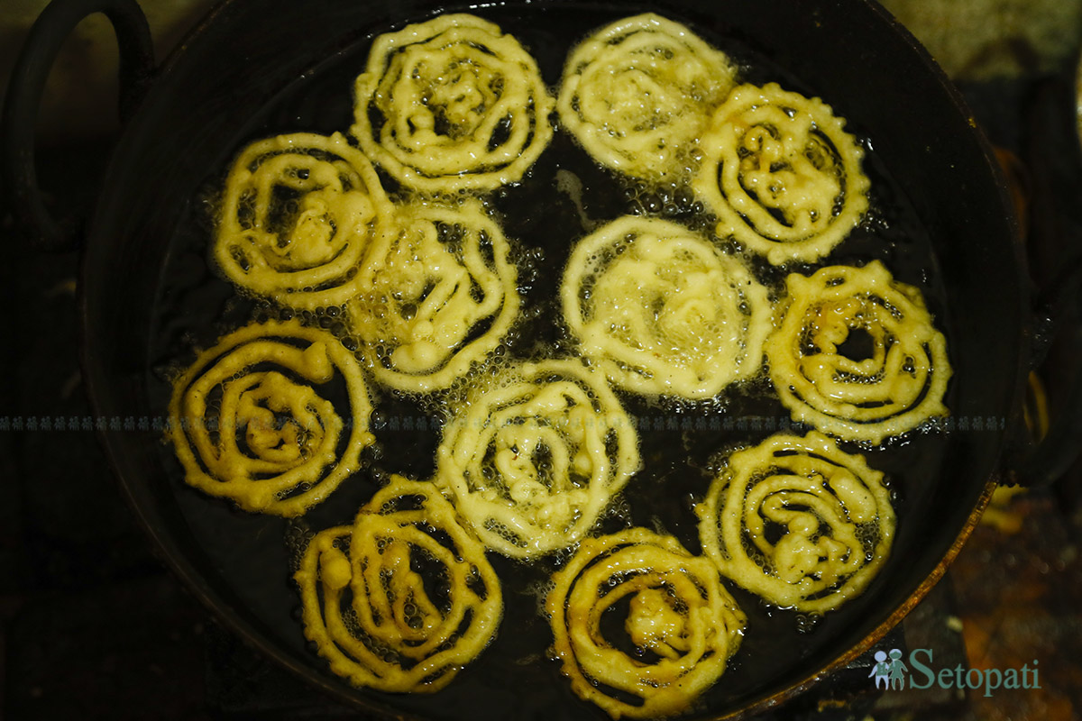 jalebi_fafda6-1764266928.jpg
