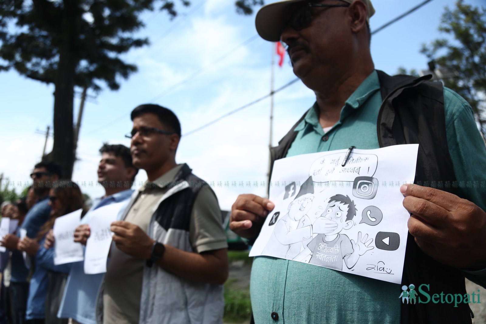 journo's-protest-(3)-1757236026.jpeg