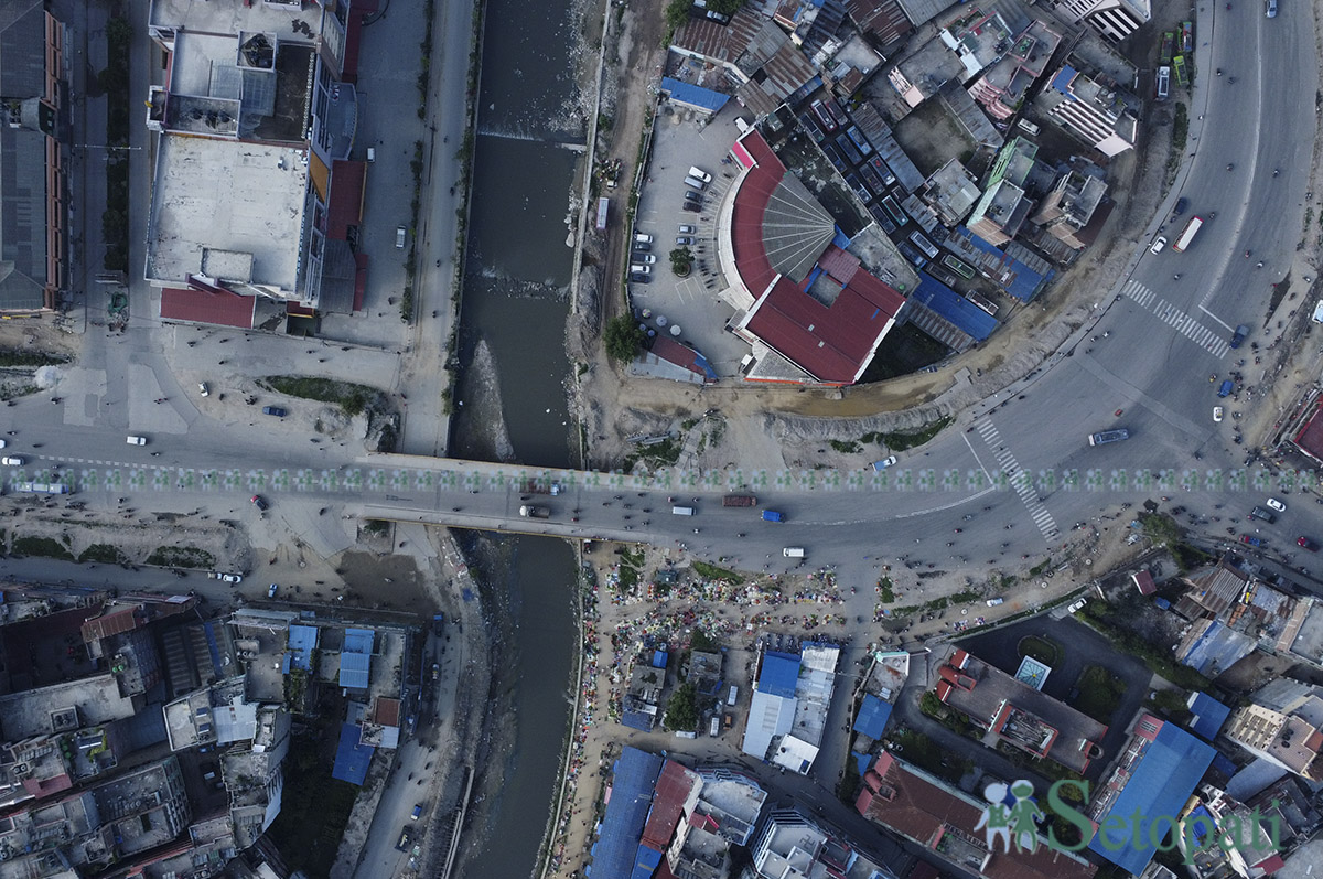 kathmandu-road-(6)-1748833571.jpg