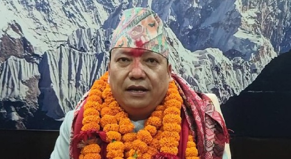 मुख्यमन्त्री किरण थापा मगर।