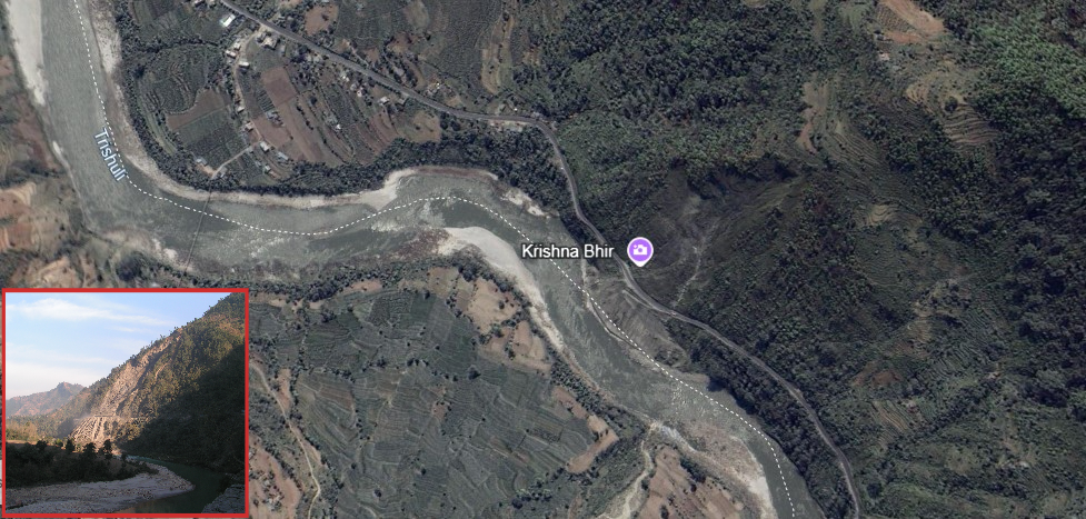 कृष्णभिरको पहिरो रोकिएपछि २०६५ मा गुगल अर्थले क्याप्चर गरेको स्याटलाइट फोटो र इन्सेटमा २०५७ को पहिरो।