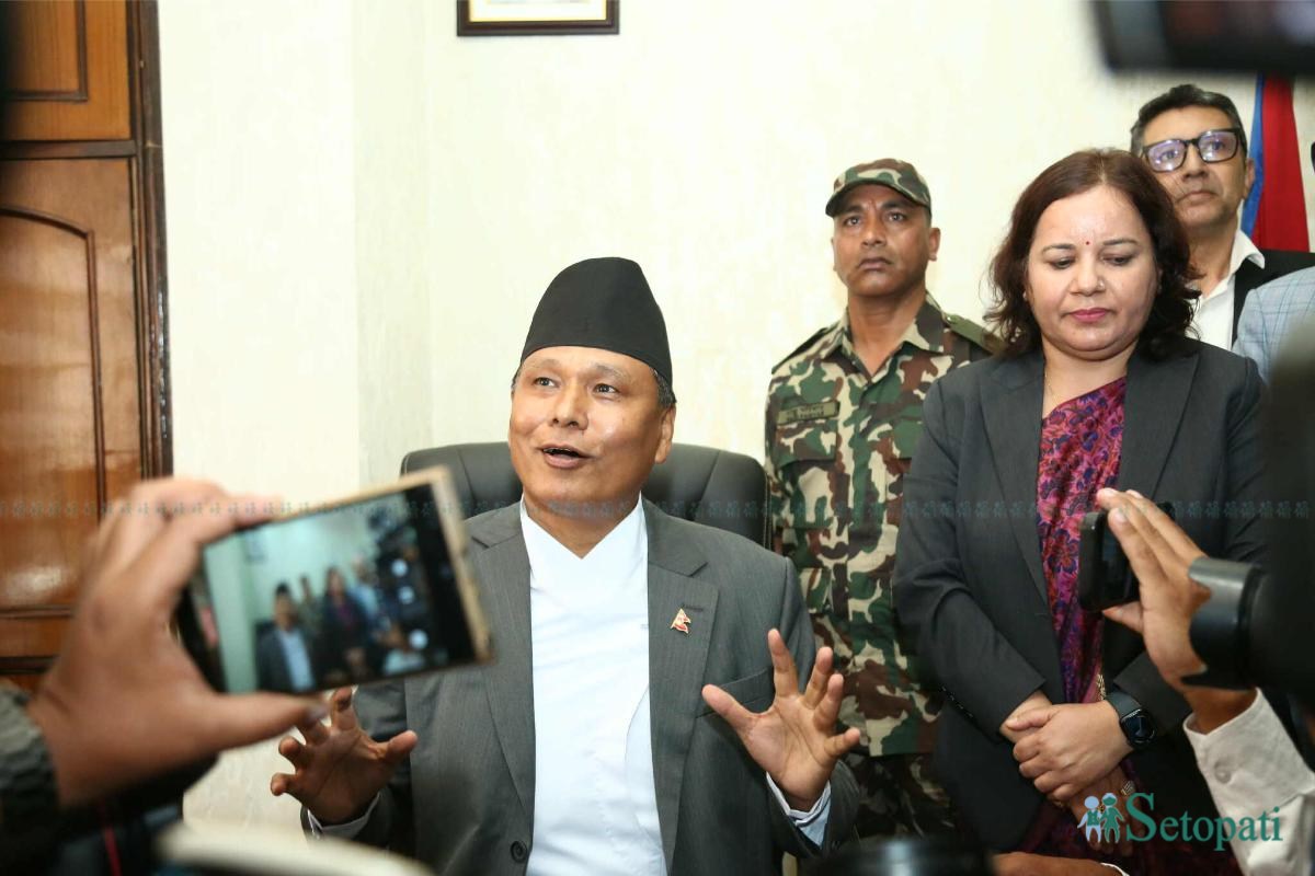kulman-ghising-(11)-ink-1757926747.jpeg