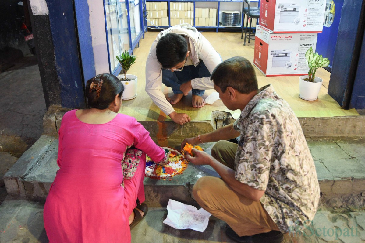 laxmi-ppooja-(9)-1760965254.jpg