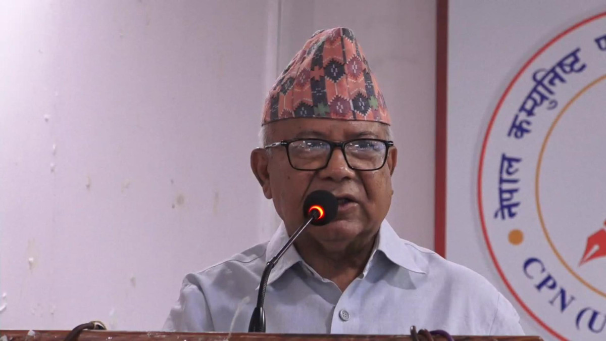 एमाले संकट नै संकटमा छ: माधव नेपाल