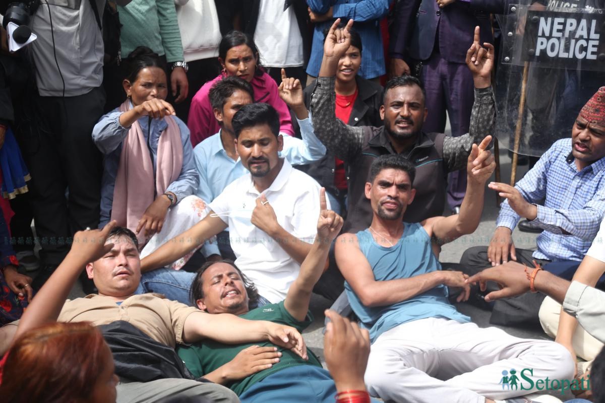 maitighar-andolan-ganesh-nepali-(11)-ink-1783765143.jpeg
