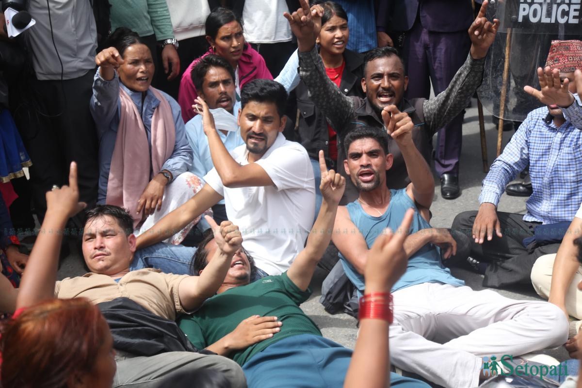 maitighar-andolan-ganesh-nepali-(5)-ink-1783765142.jpeg