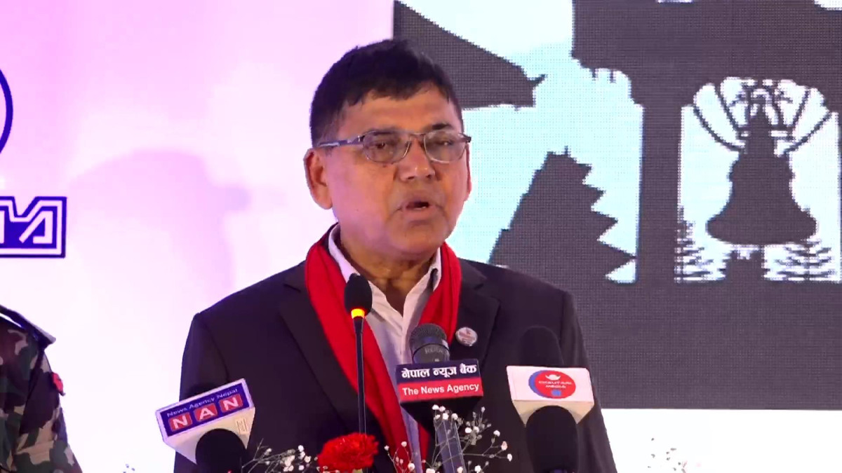नेपाल इभी युगमा गइसक्योः मन्त्री दाहाल