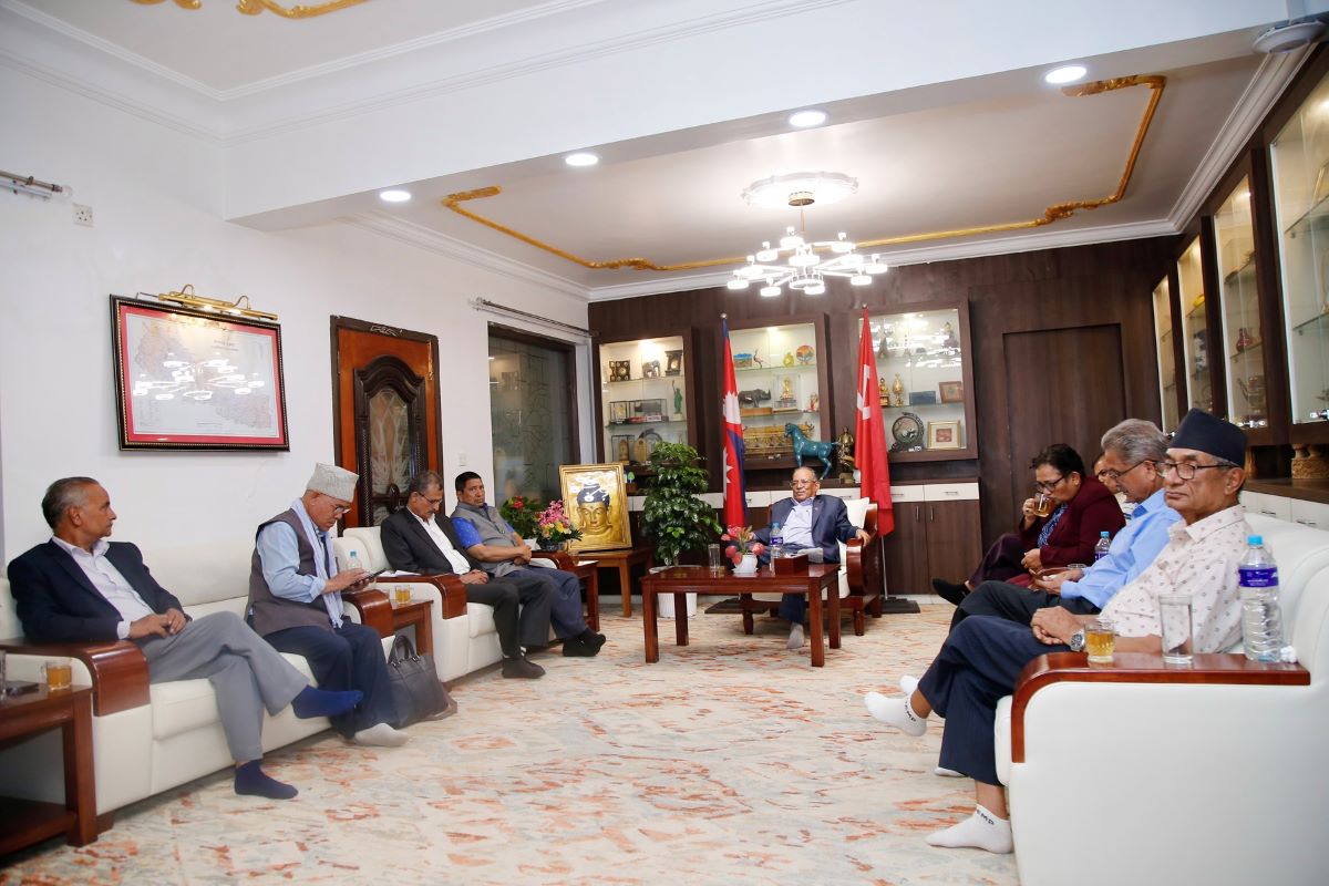 माओवादीले भन्यो- आजको घटनाको जिम्मा लिँदै प्रधानमन्त्रीले राजीनामा दिनुपर्छ