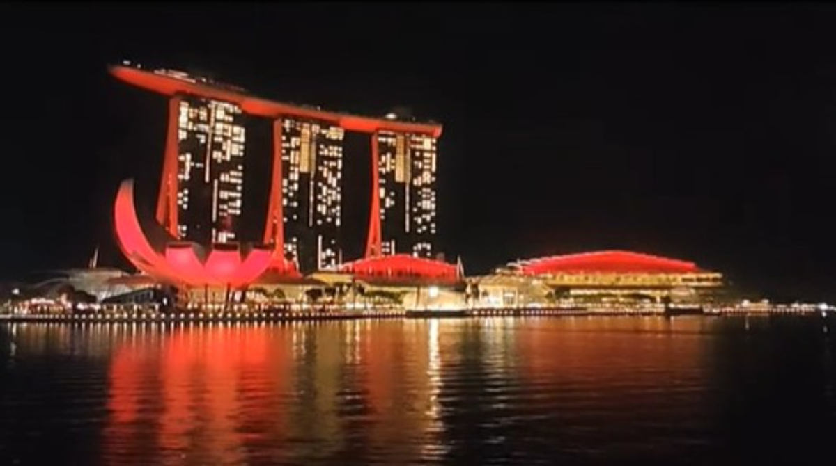 marina-bay-stand-night-view--1751696461.jpg