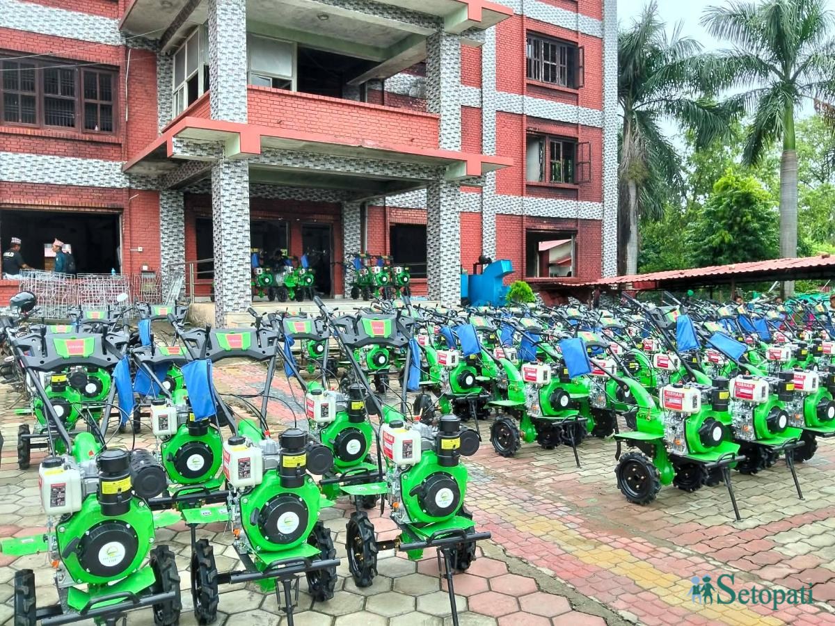 mini-tractor-tulsipur-(5)-ink-1784454605.jpeg